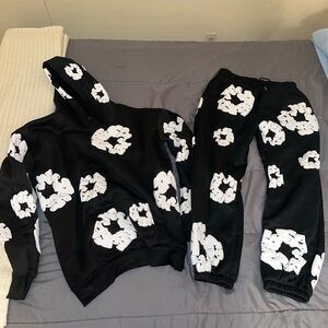 Black Denim Tears Large Men’s Hoodie and Joggers